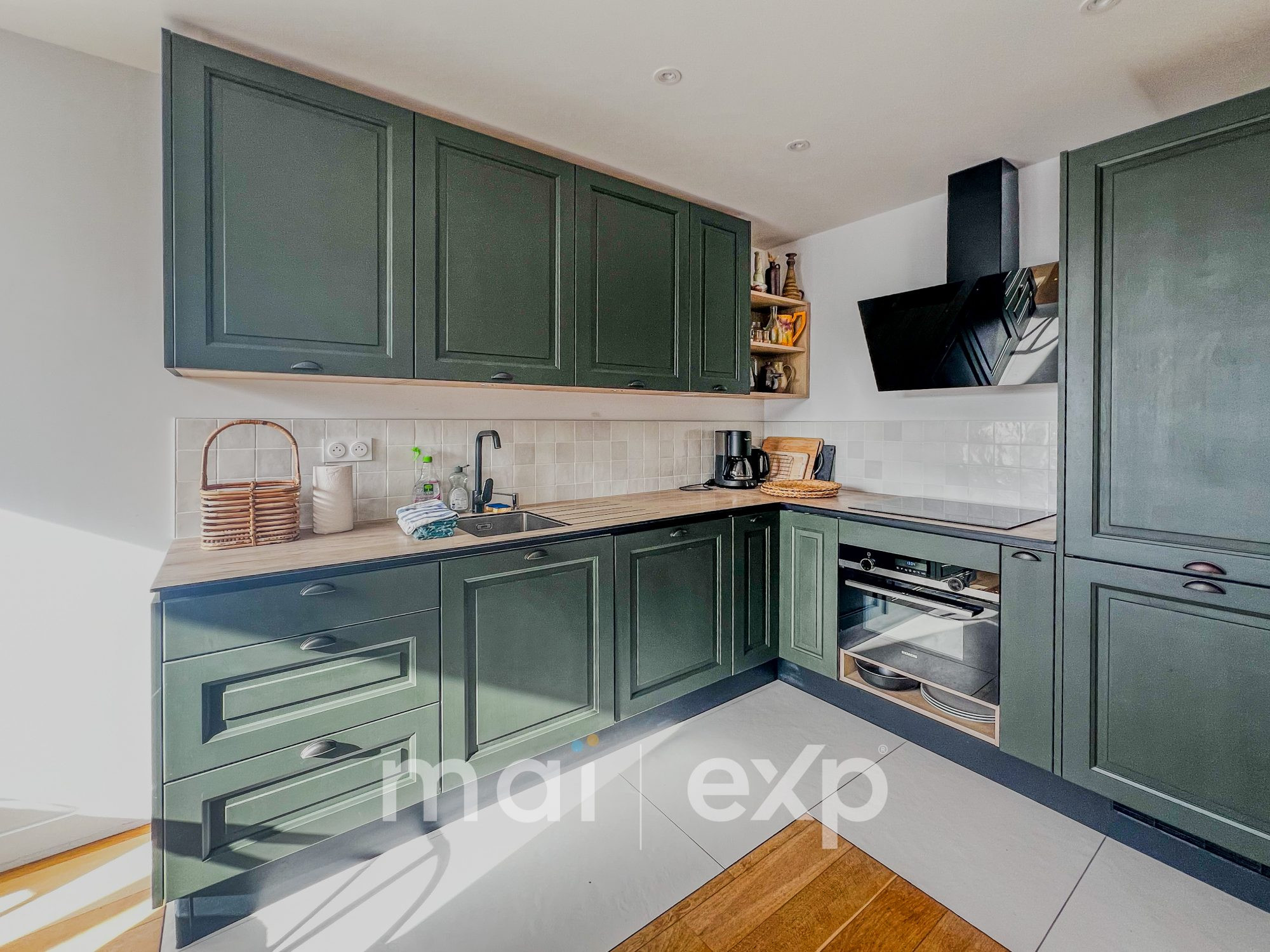 Seafront House for Sale in Quiberon – Renovated Building with Independent Studio Facing Belle-Île 4