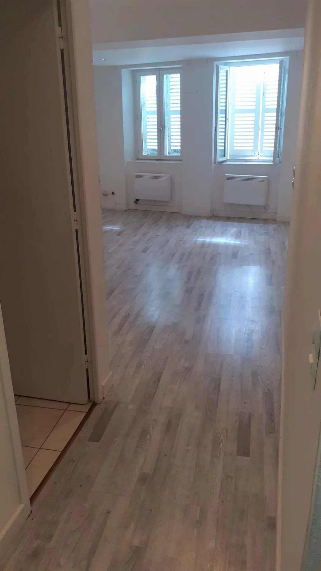 Immeuble 4 pièces 87 m² · à Saint-Pierre-le-Moûtier · 87 m² · 45 000 €