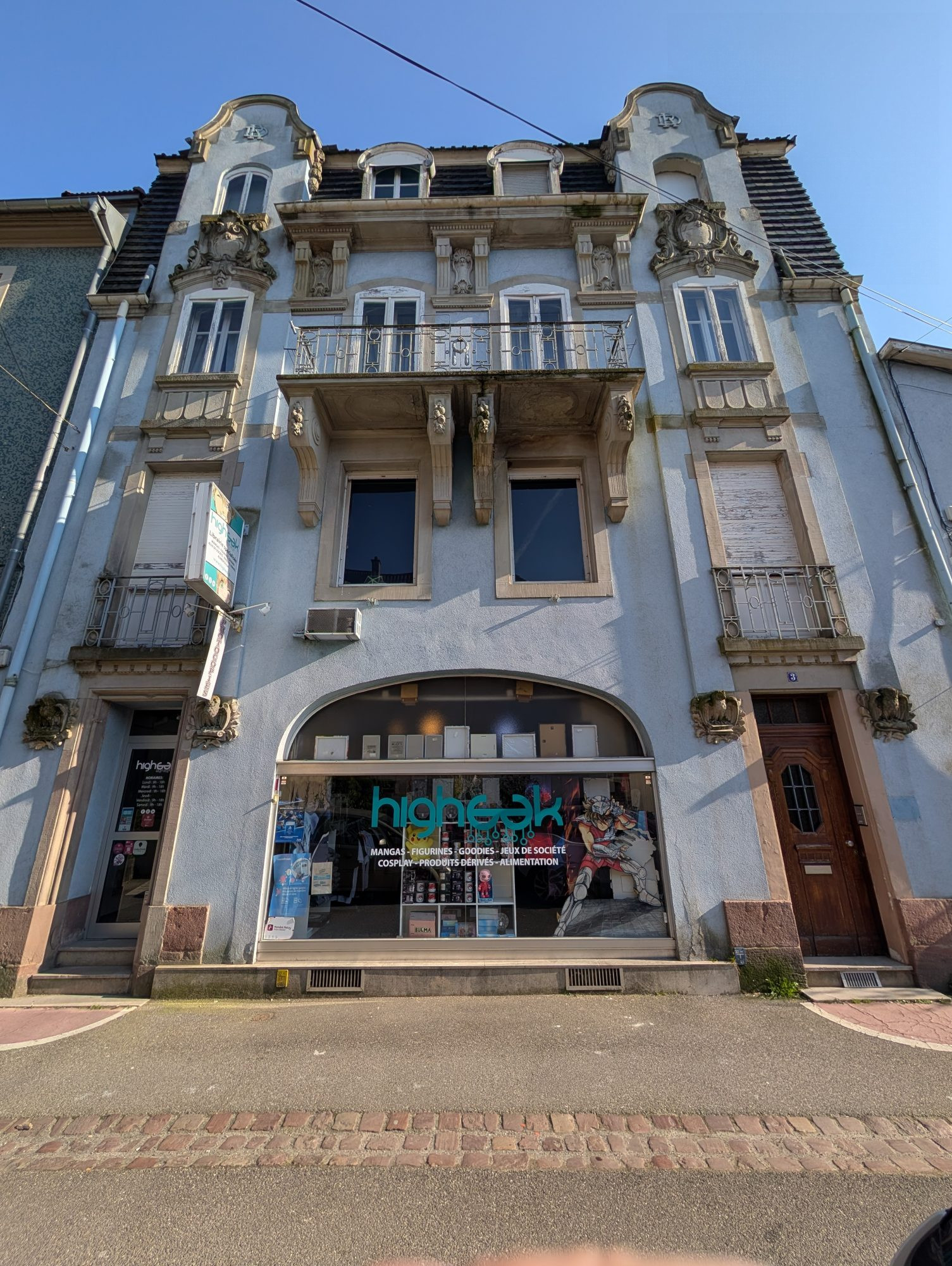 GUEBWILLER CENTRE – IMMEUBLE DE CARACTÈRE AVEC FORT POTENTIEL