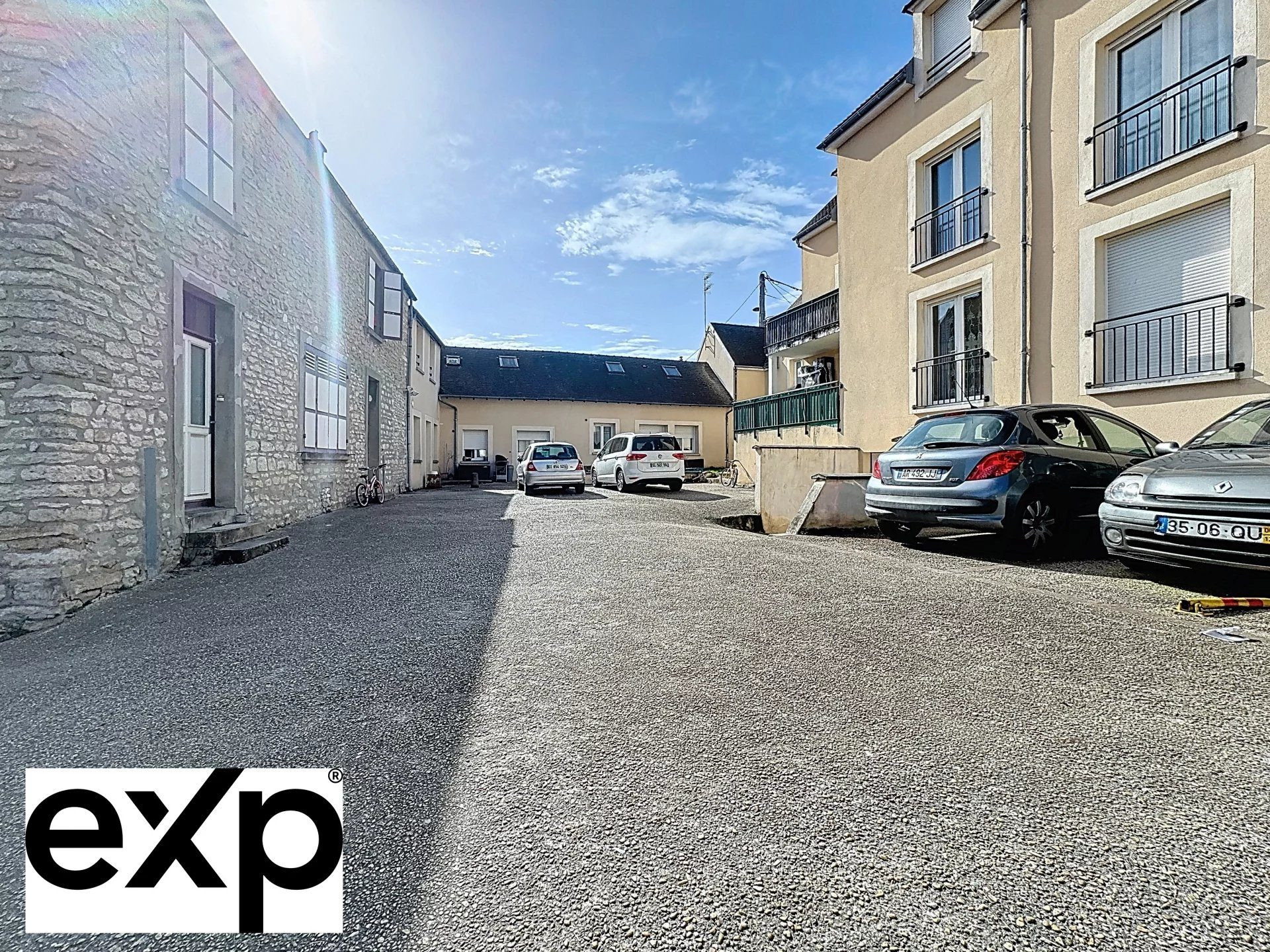 Immeuble dans Mantes-la-Ville