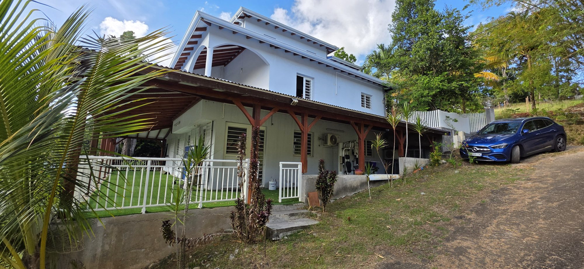 Immeuble rentable 58 000 €/an– Ducos (97224) fort potentiel investisseur