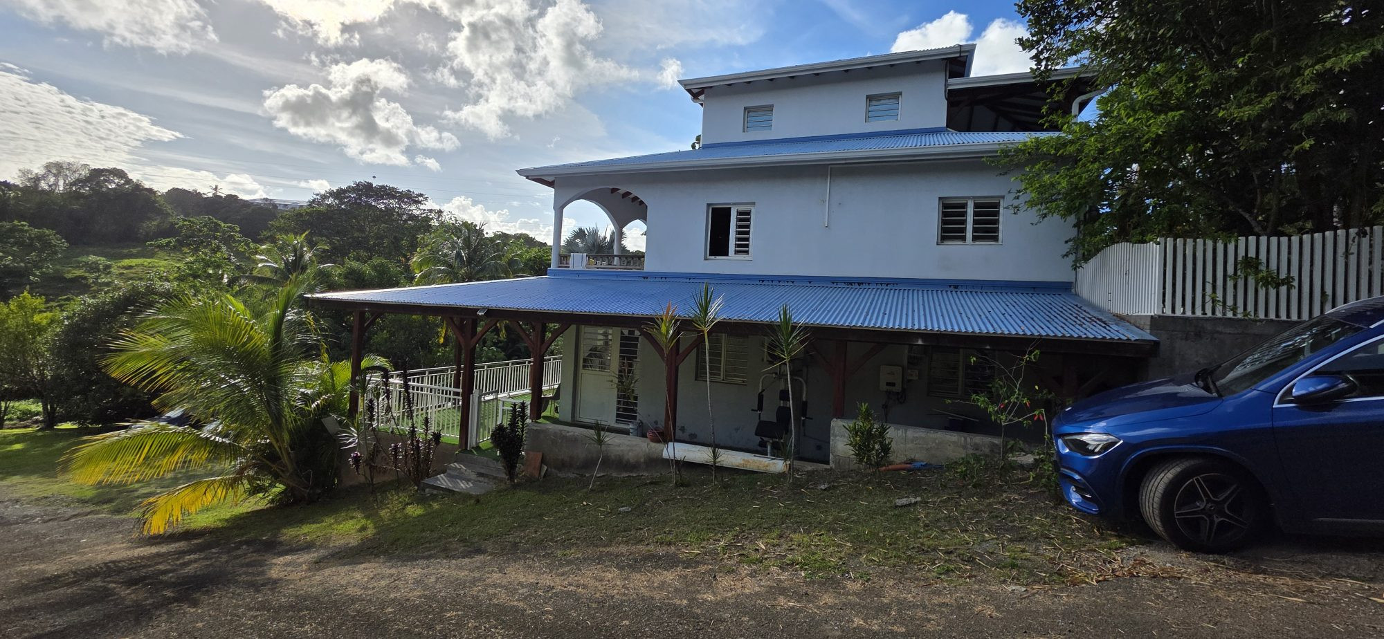 Profitable Building €58,000/year – Ducos (97224) Strong Investment Potential 4