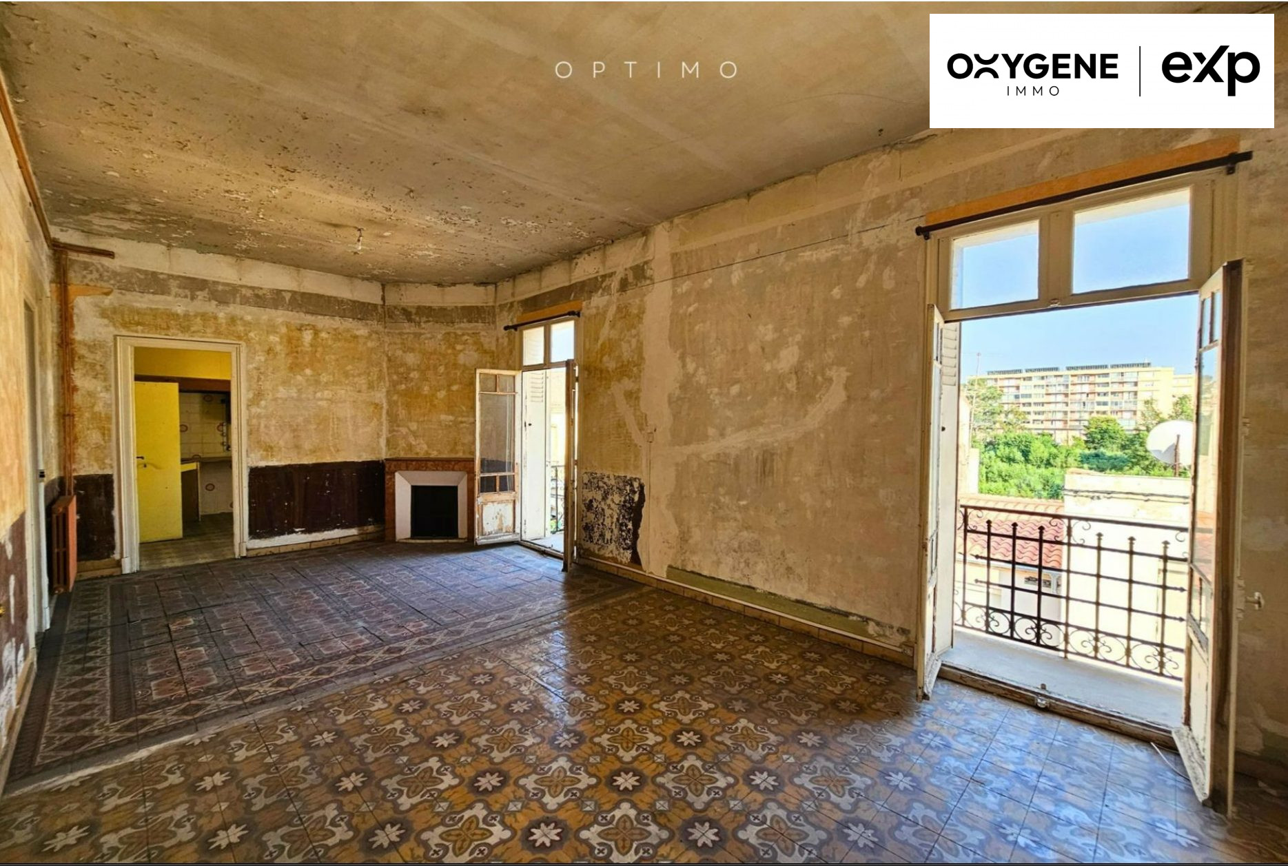 Investment Building in Full Ownership – 275 m² + Attic 4
