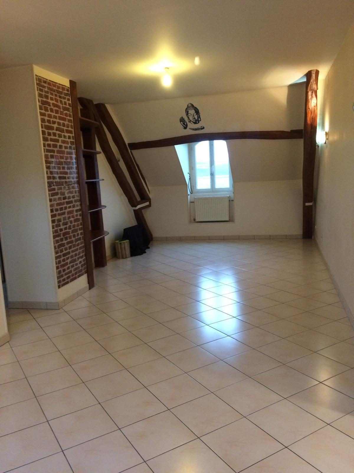 Immeuble 891 m² · à Marolles-sous-Lignières · 891 m² · 725 000 €