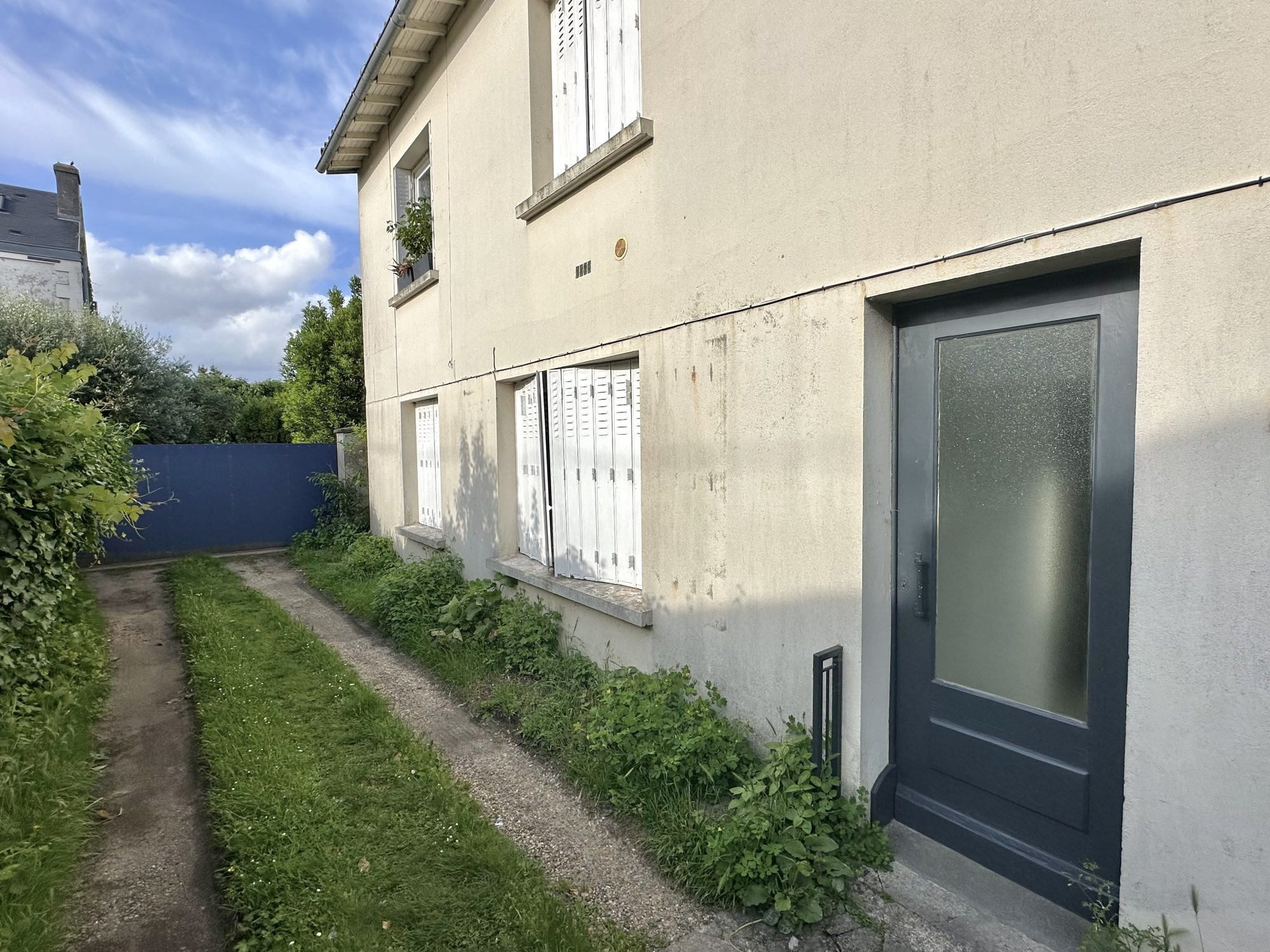 Immeuble de rapport loué – 4 appartements T2 – Saintes rive gauche