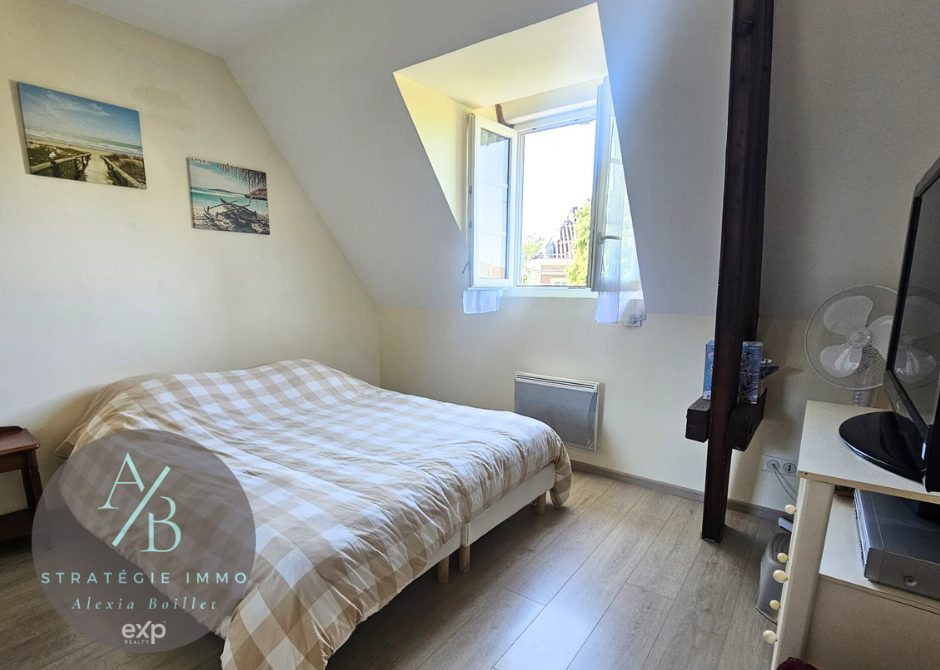 Immeuble à vendre à Écouis