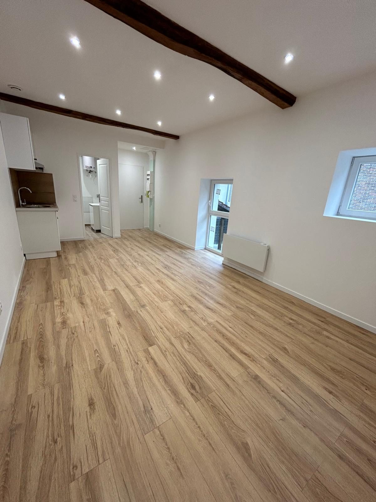 Immeuble à vendre à Sens