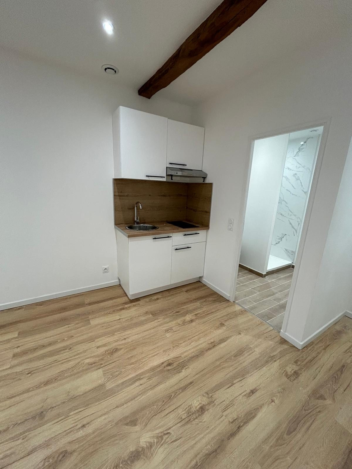 Immeuble à vendre à Sens