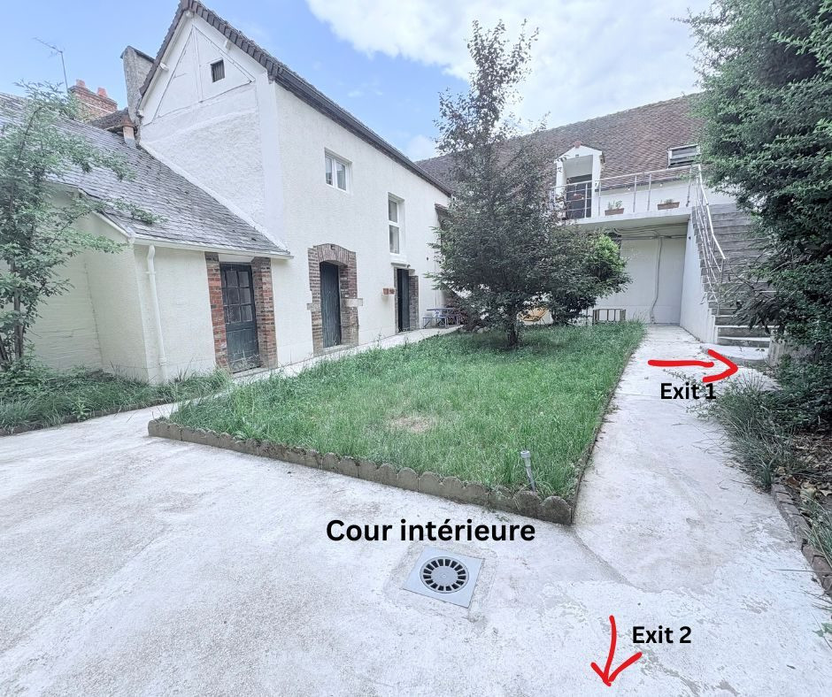 Immeuble à vendre à Sens