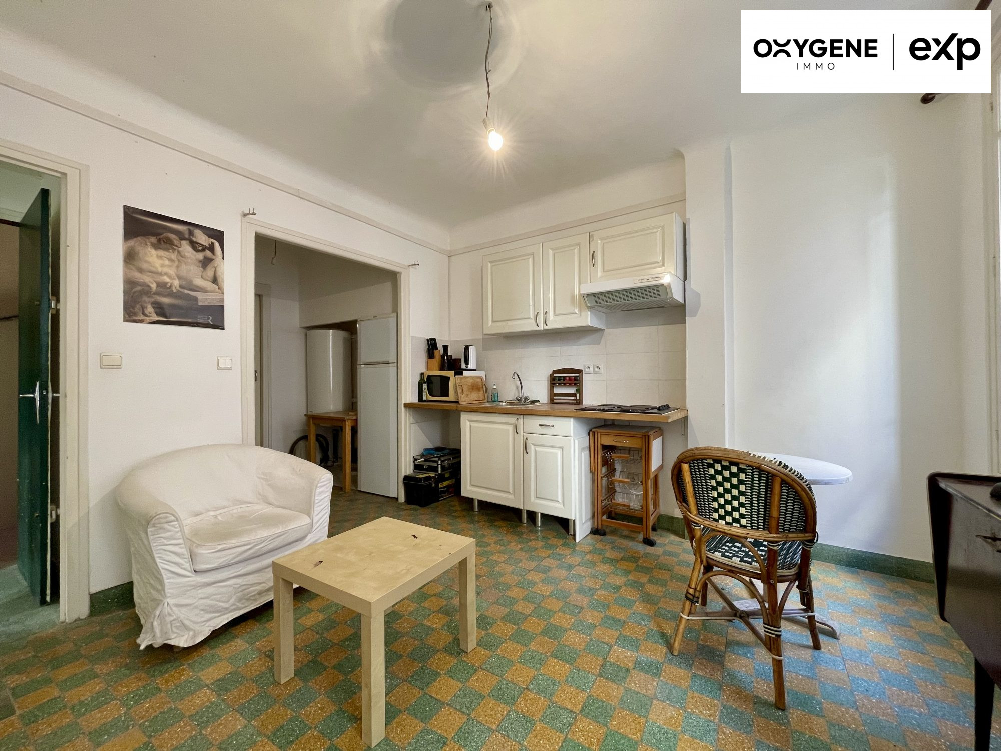 Immeuble de 3 appartements T3 sur Rdc commercial