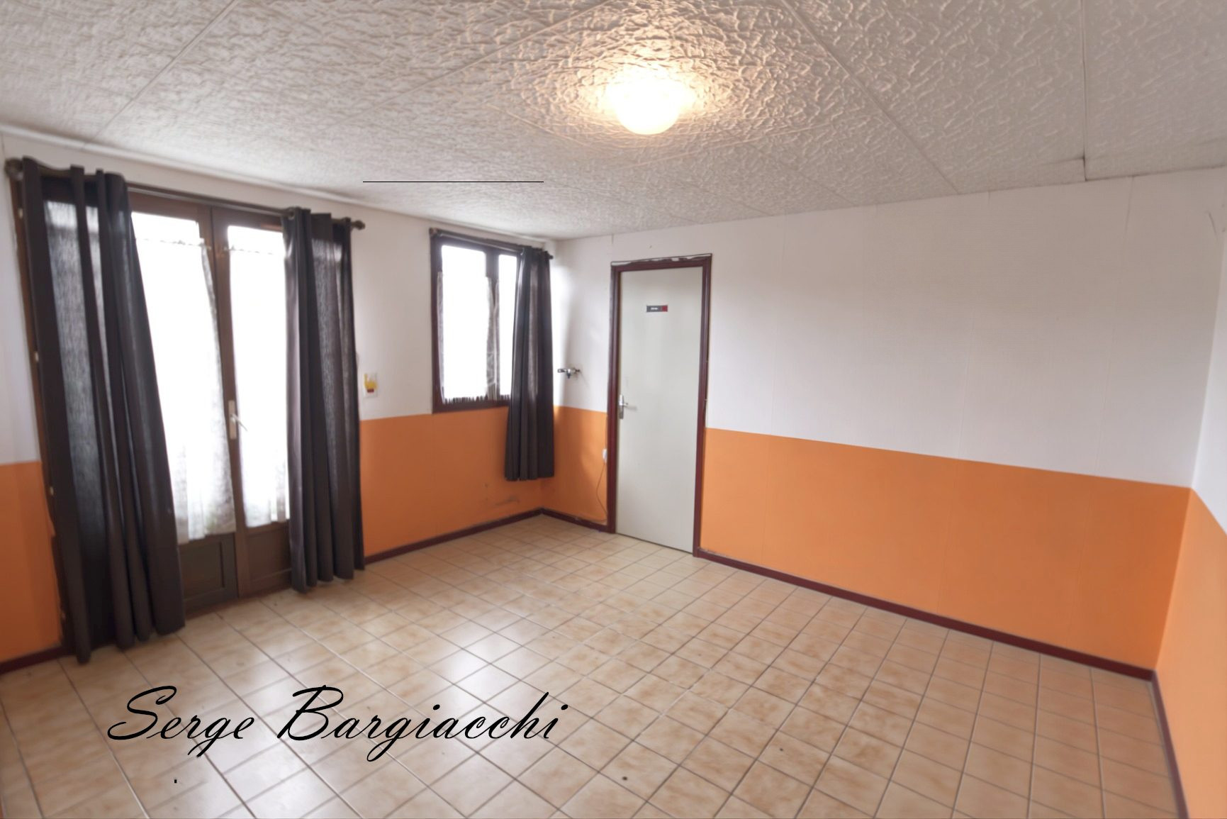 Immeuble à vendre à Lambres-lez-Douai