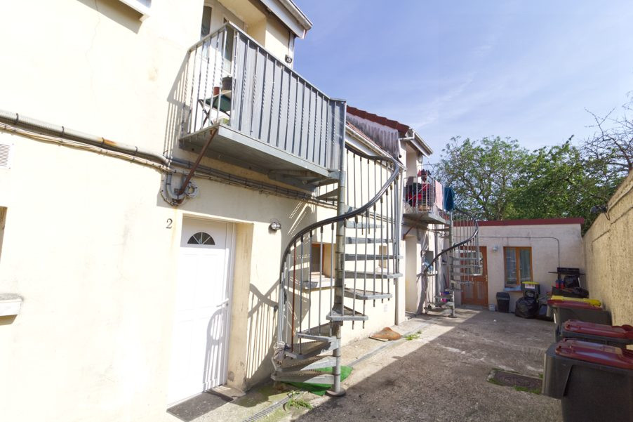 Immeuble 2 pièces 180 m² · à Liévin · 180 m² · 655 000 €