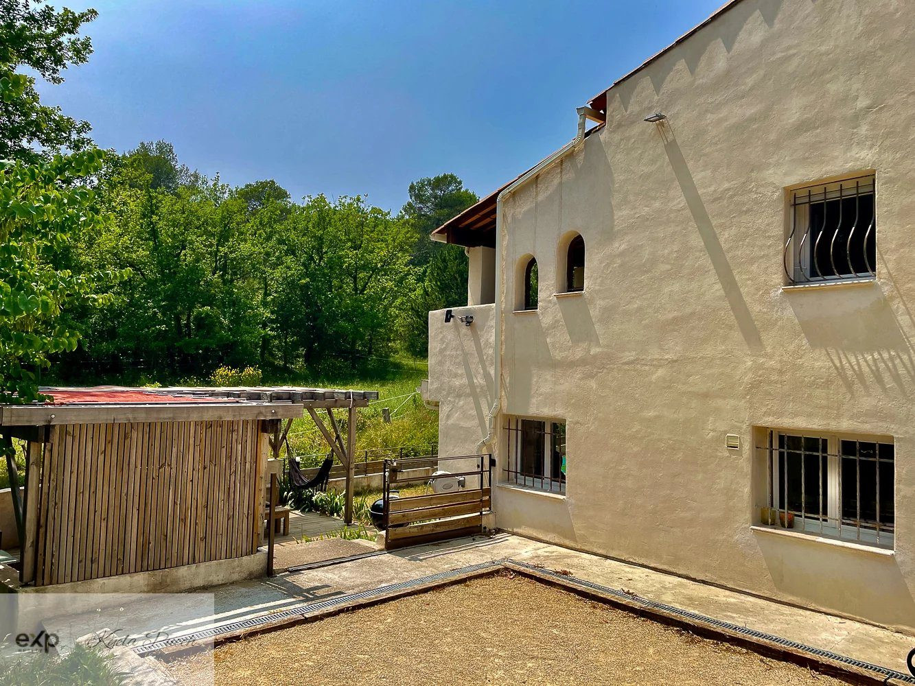 Maison 7 pièces 191 m² · à Pierrevert · 191 m² · 498 000 €