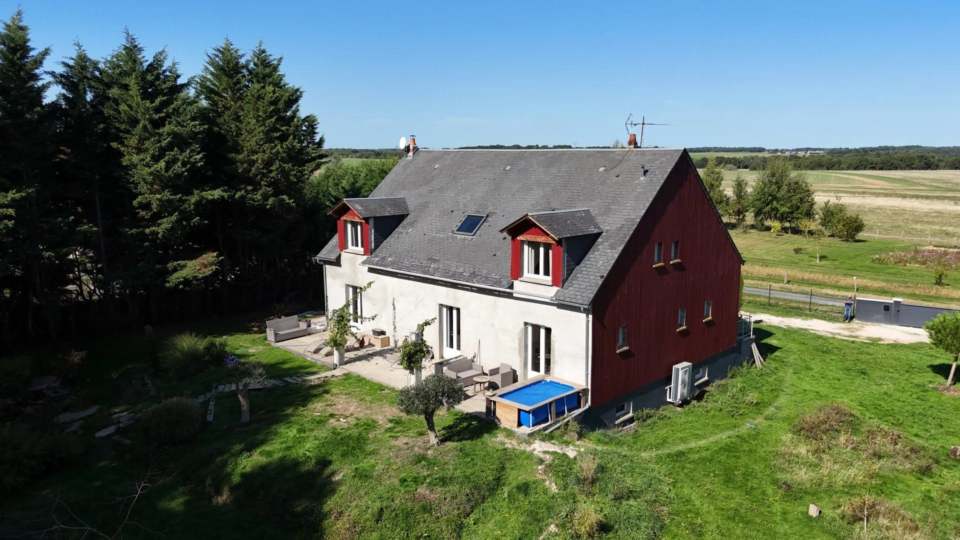 House in Bléré 4