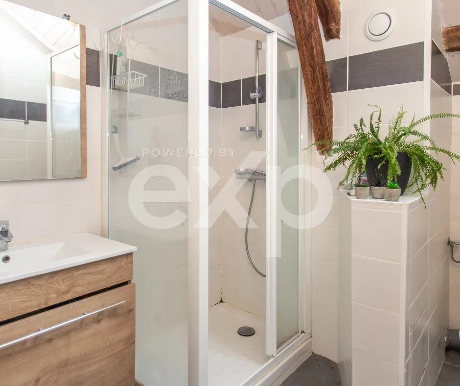 Maison de village avec studio independant