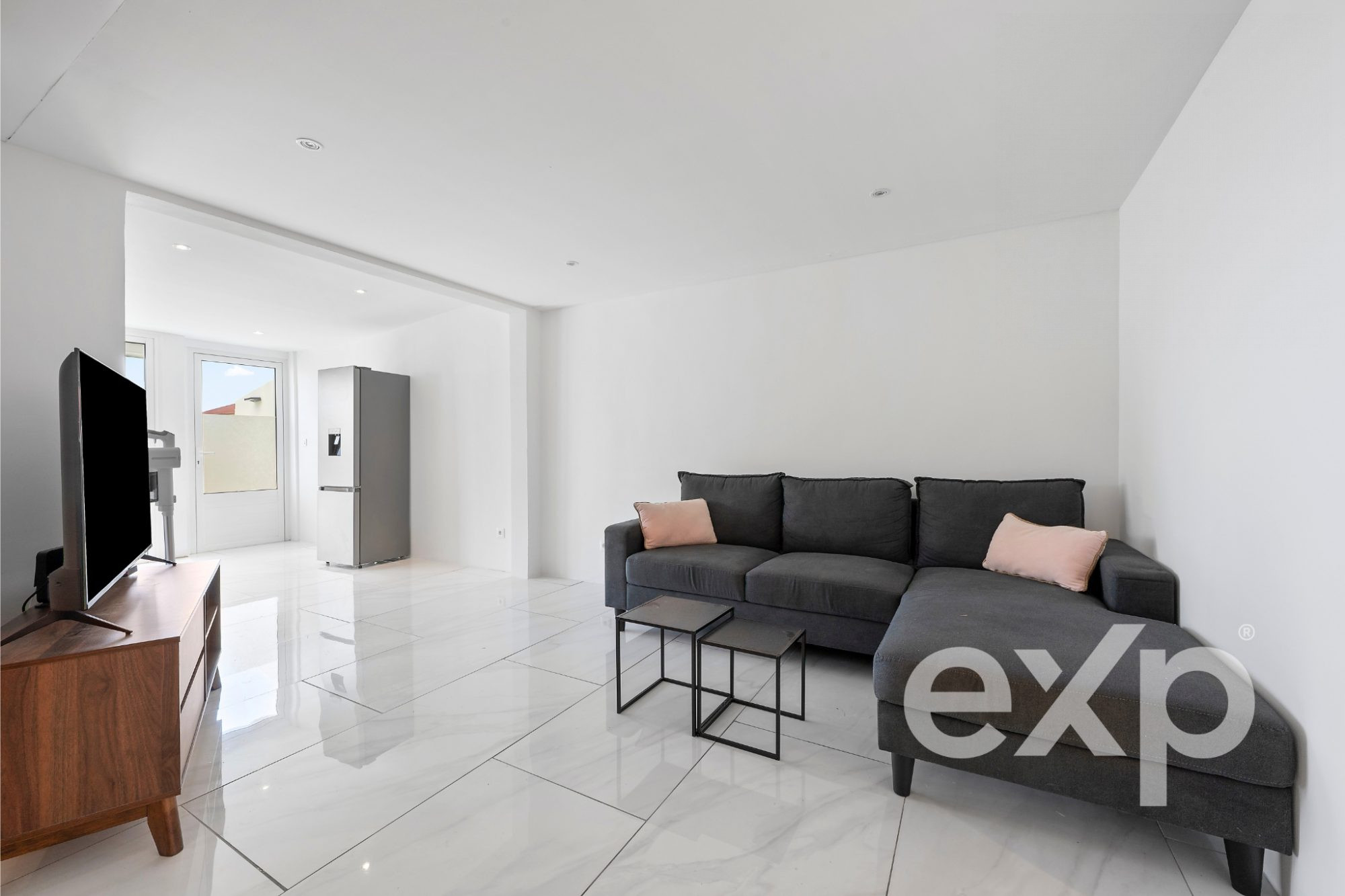 EXCLUSIVITÉ - Sofia – Maison 4 pièces rénovée avec piscine à La Possession – secteur Saint-Laurent – proche CHOR