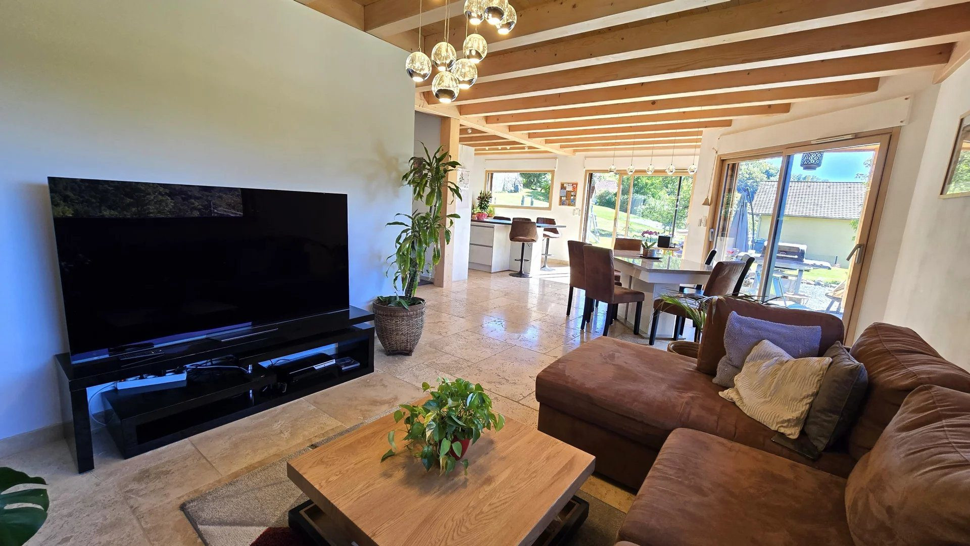 Chalet moderne et chaleureux de 156 m² habitables sur 1330 m² de terrain
