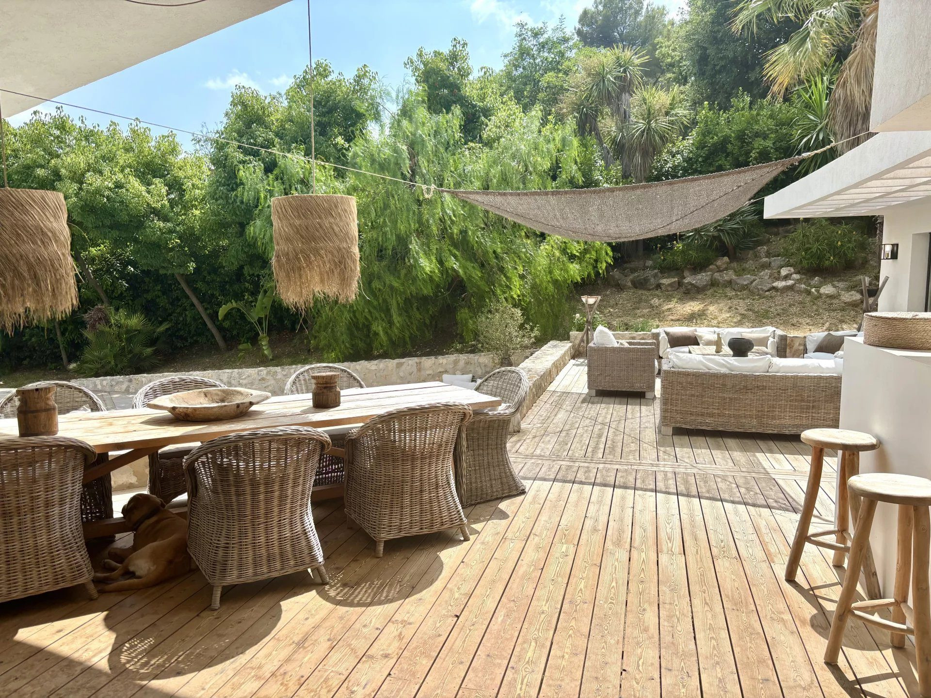 Exceptional contemporary villa with sea views!! 5