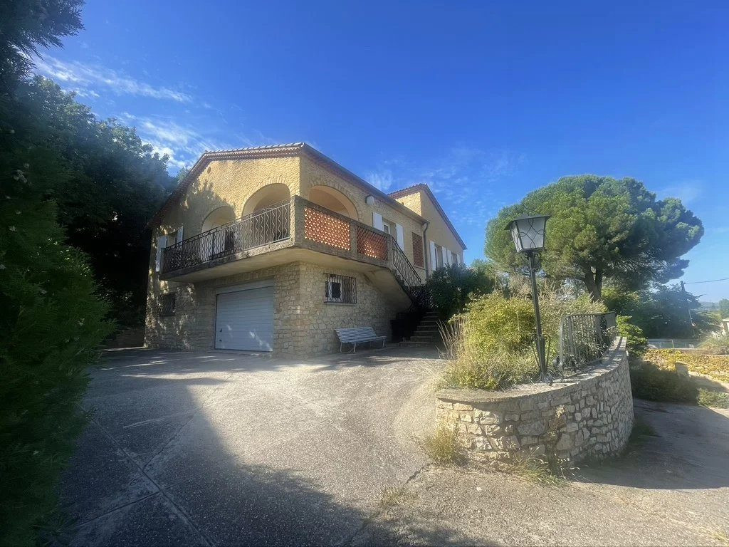 Spacious House 3