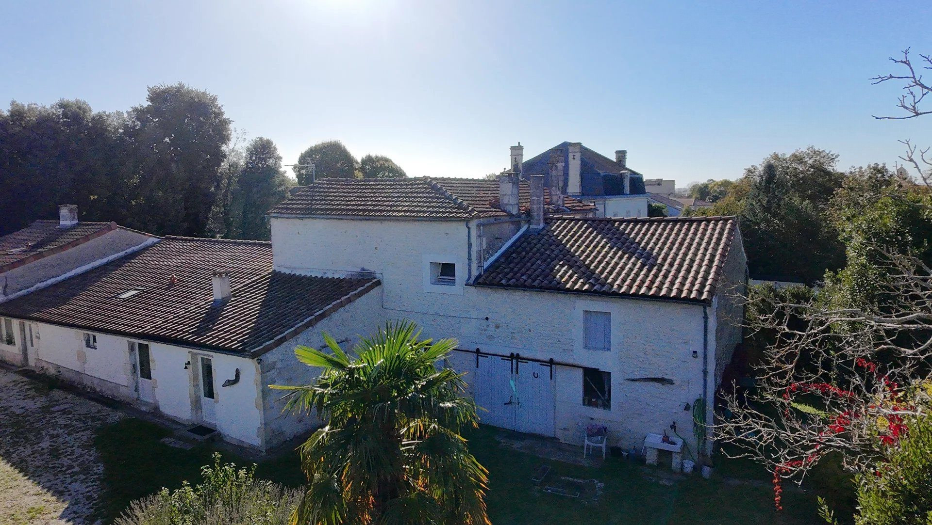 Une Œuvre à Habiter — Domaine d’Artistes au Cœur de l’Estuaire