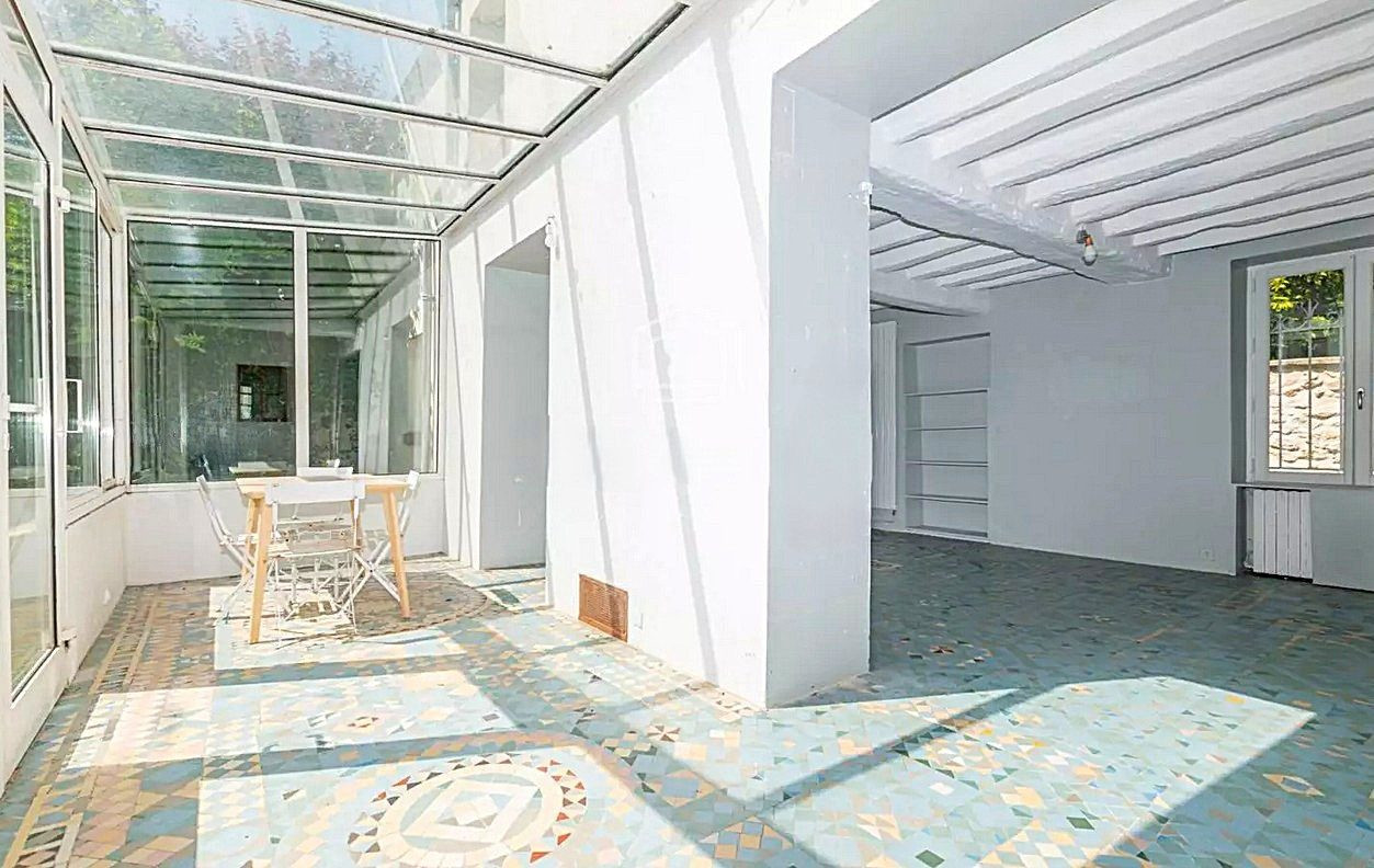House 167m² 8 rooms 5 bedrooms 3