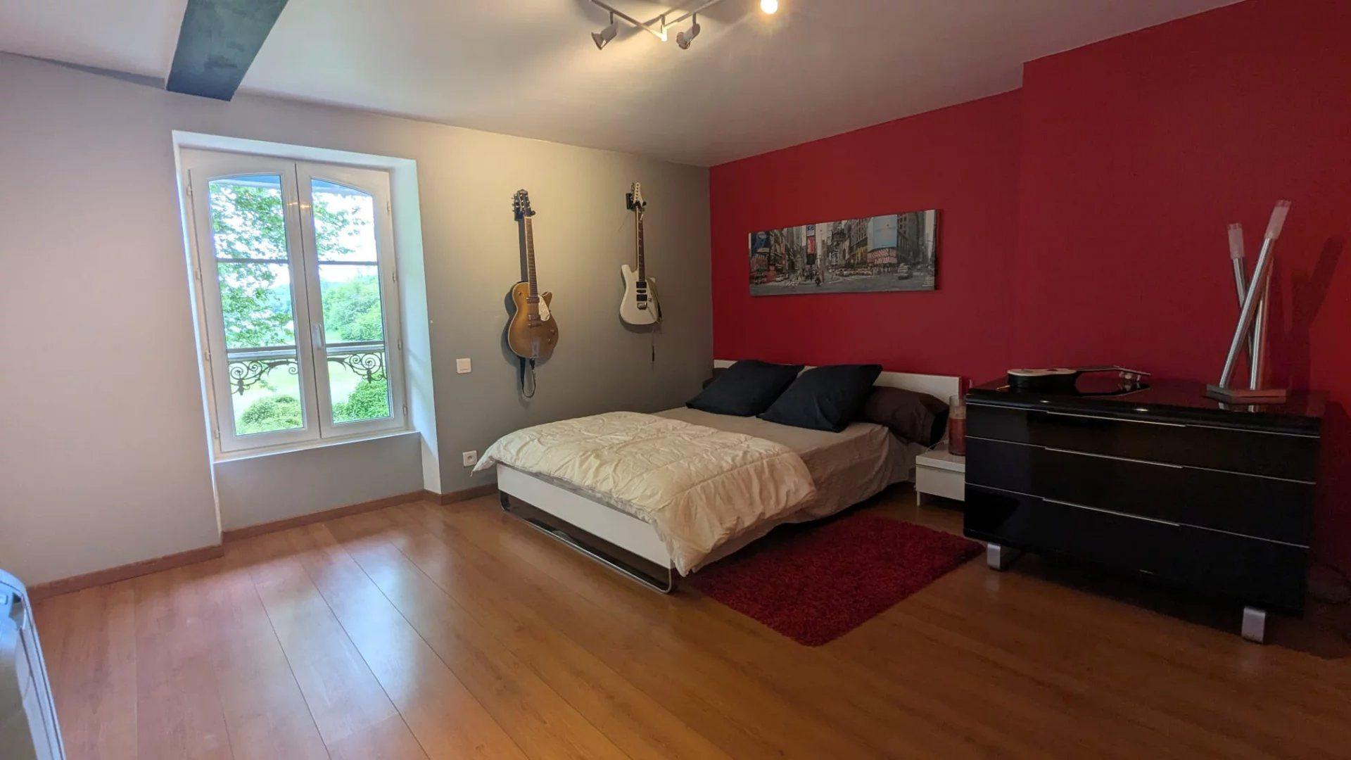 Maison 8 pièces 343 m² · à Bazens · 343 m² · 535 000 €