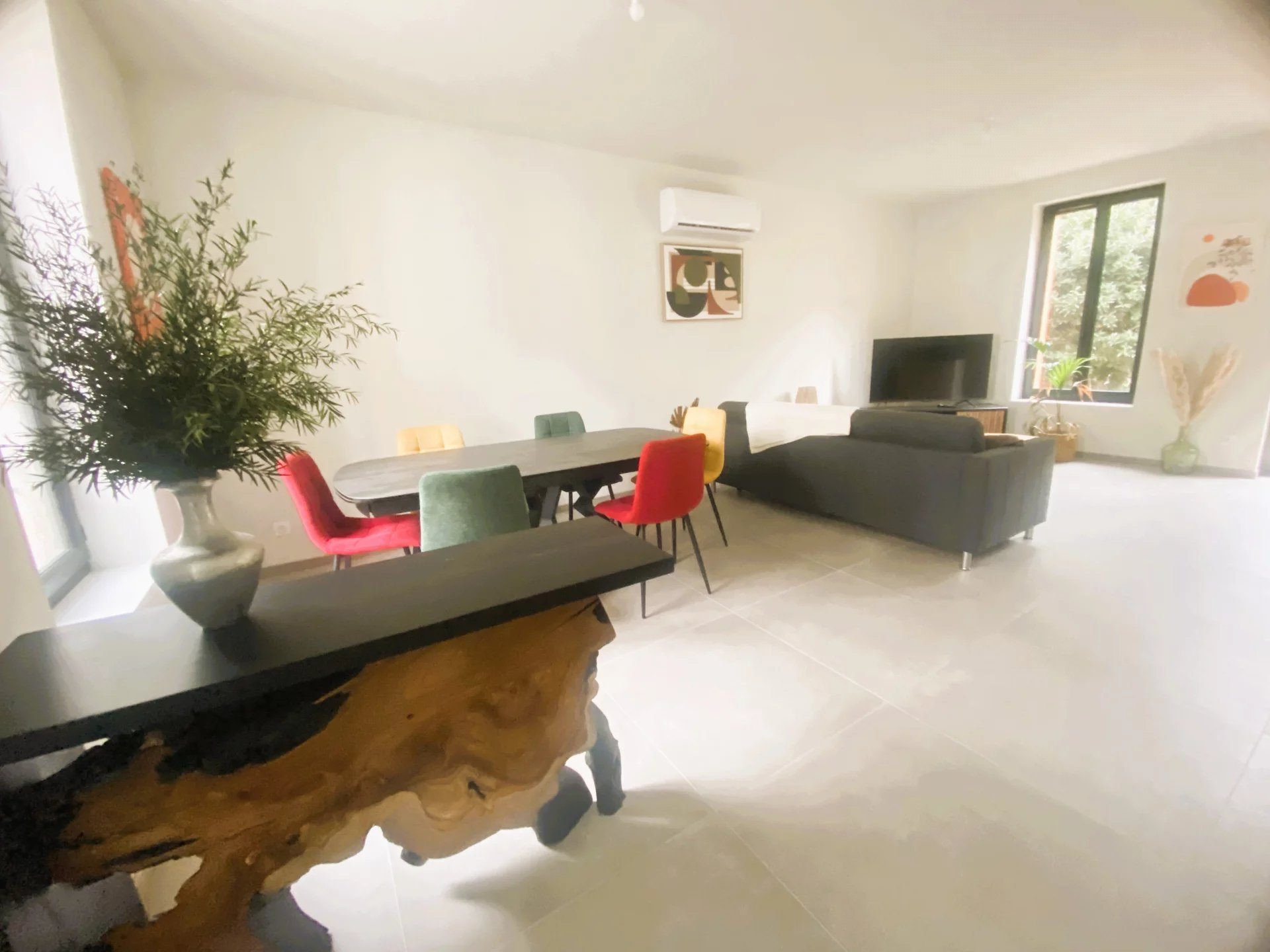 03200 VICHY - TOWN CENTER - 4-ROOM TOWNHOUSE WITH TERRACE AND GARDEN 5