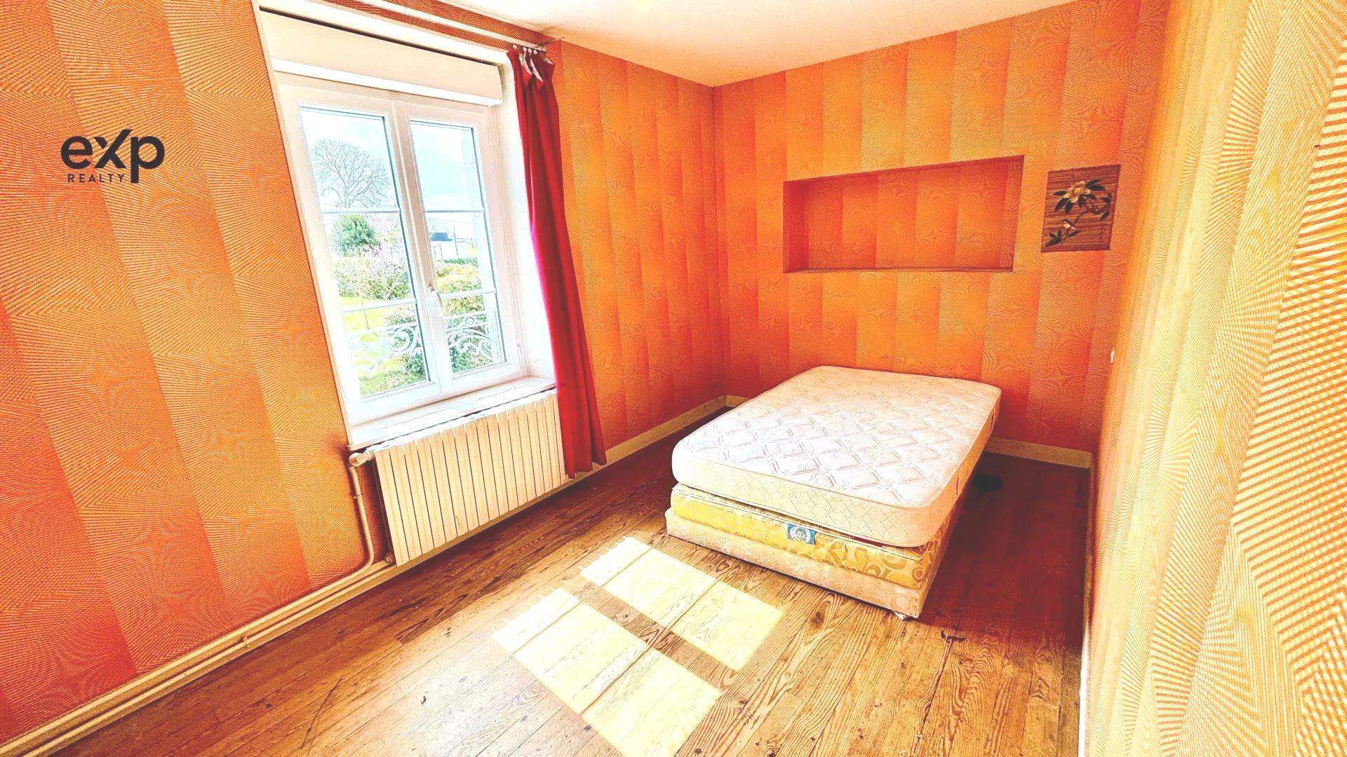 Maison 7 pièces 143 m² · à Gorron · 143 m² · 85 000 €