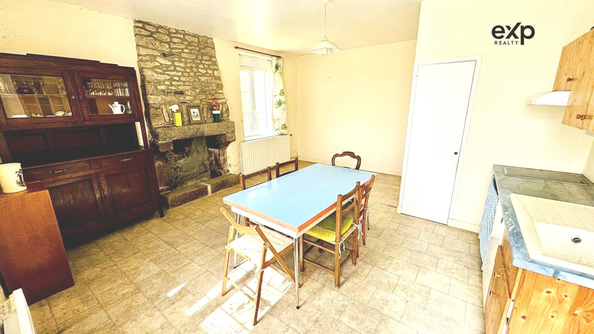 6-Room House 143 m² 4