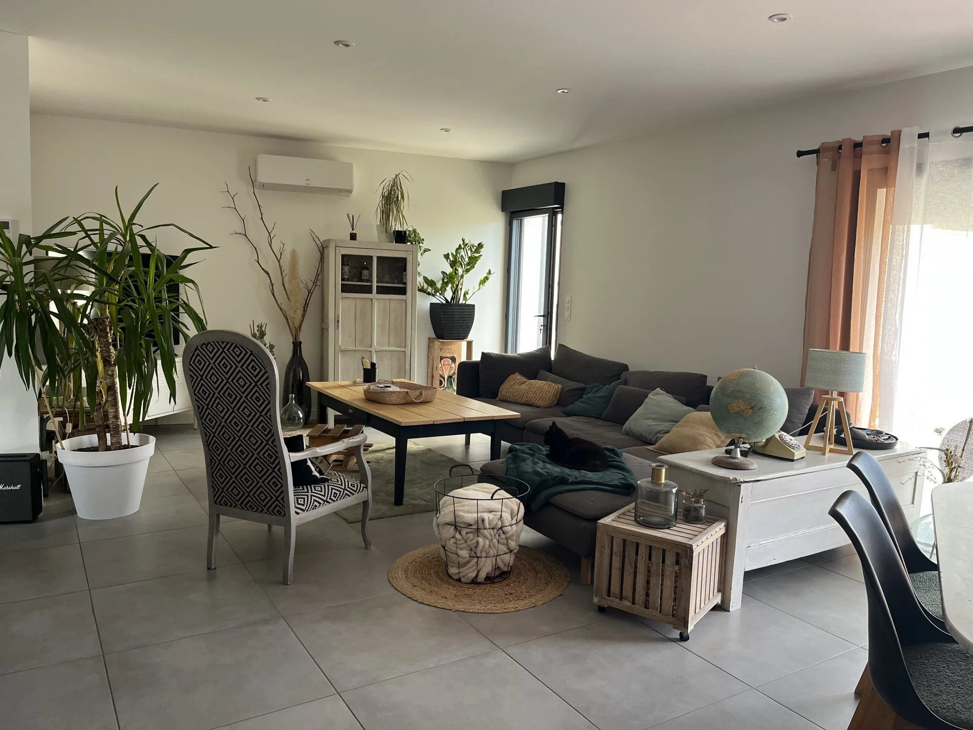 4-BEDROOM SINGLE-STORY HOUSE 5