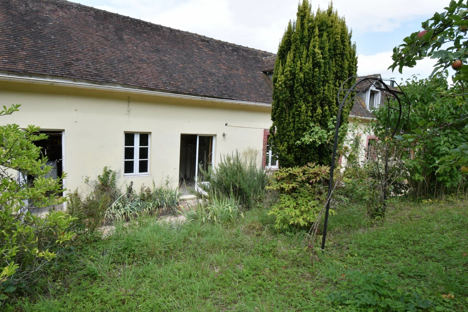 Maison 5 pièces 90 m² · à Pierres · 90 m² · 172 500 €