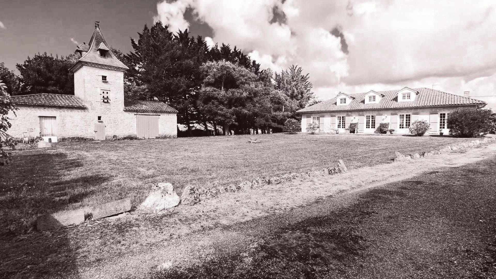 Maison à vendre à Foulayronnes, 219 m²