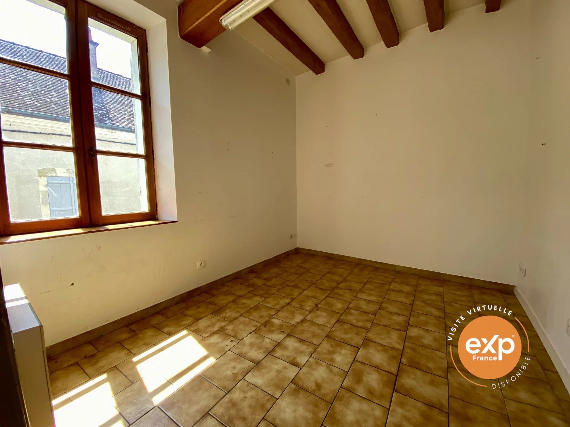 Maison 10 pièces 180 m² · à Verneuil-sur-Indre · 180 m² · 98 580 €