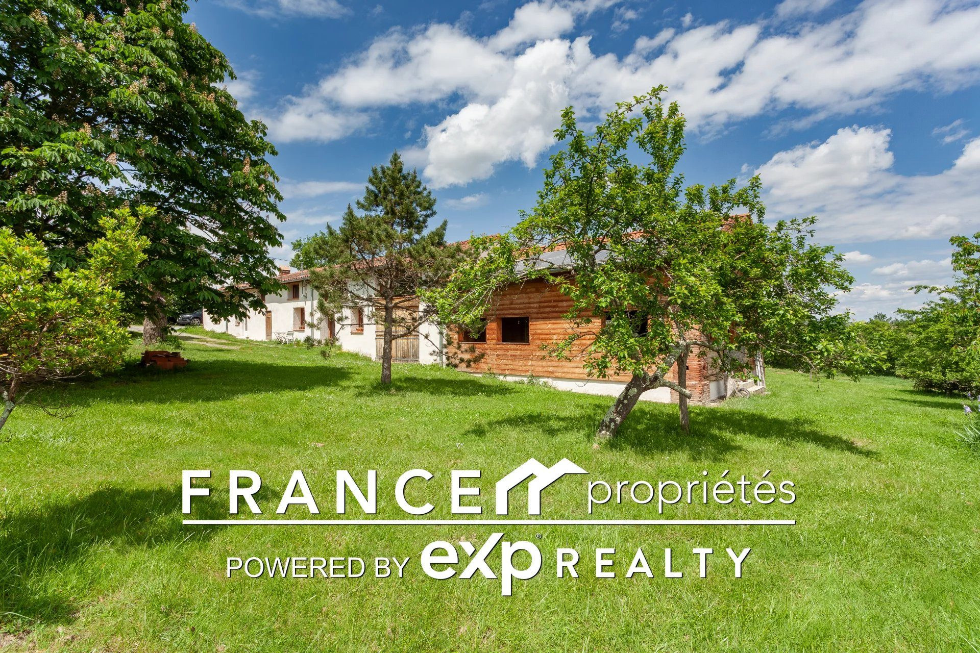 Maison à vendre à Carbonne, 280 m²