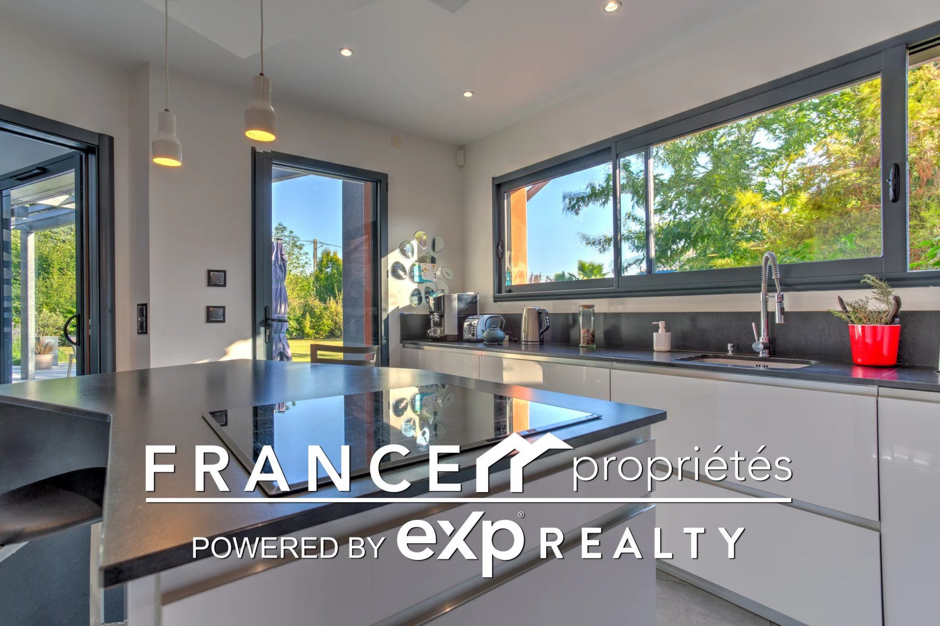 Maison à vendre à Carbonne, 150 m²