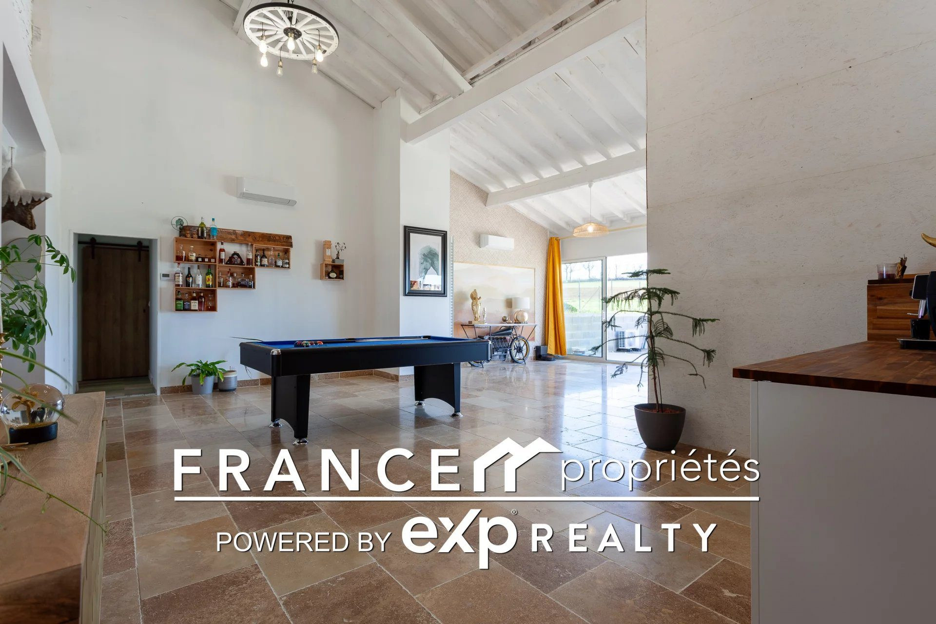 Maison 6 pièces 283 m² · à Carbonne · 283 m² · 460 000 €