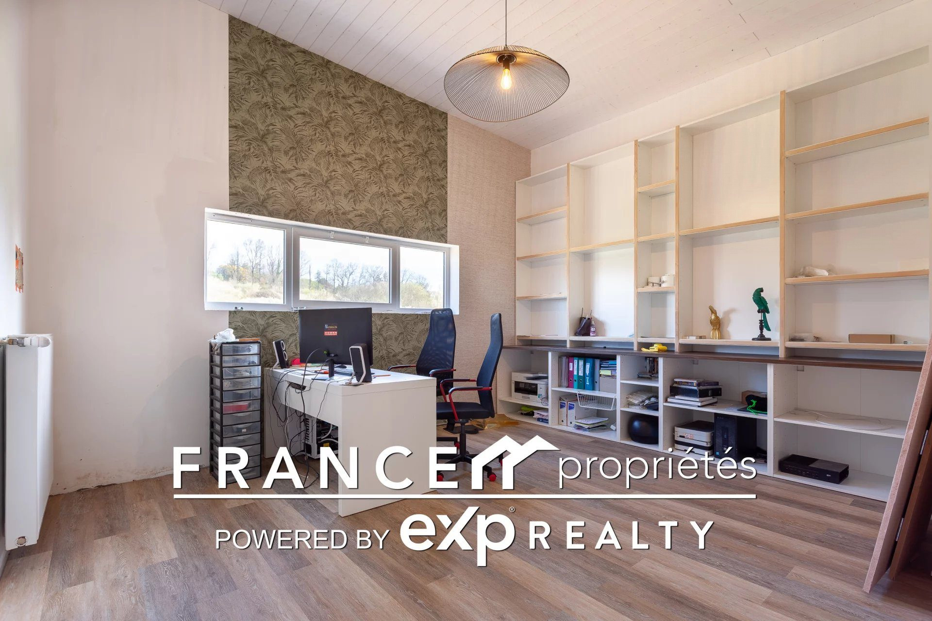 Maison 6 pièces 283 m² · à Carbonne · 283 m² · 460 000 €
