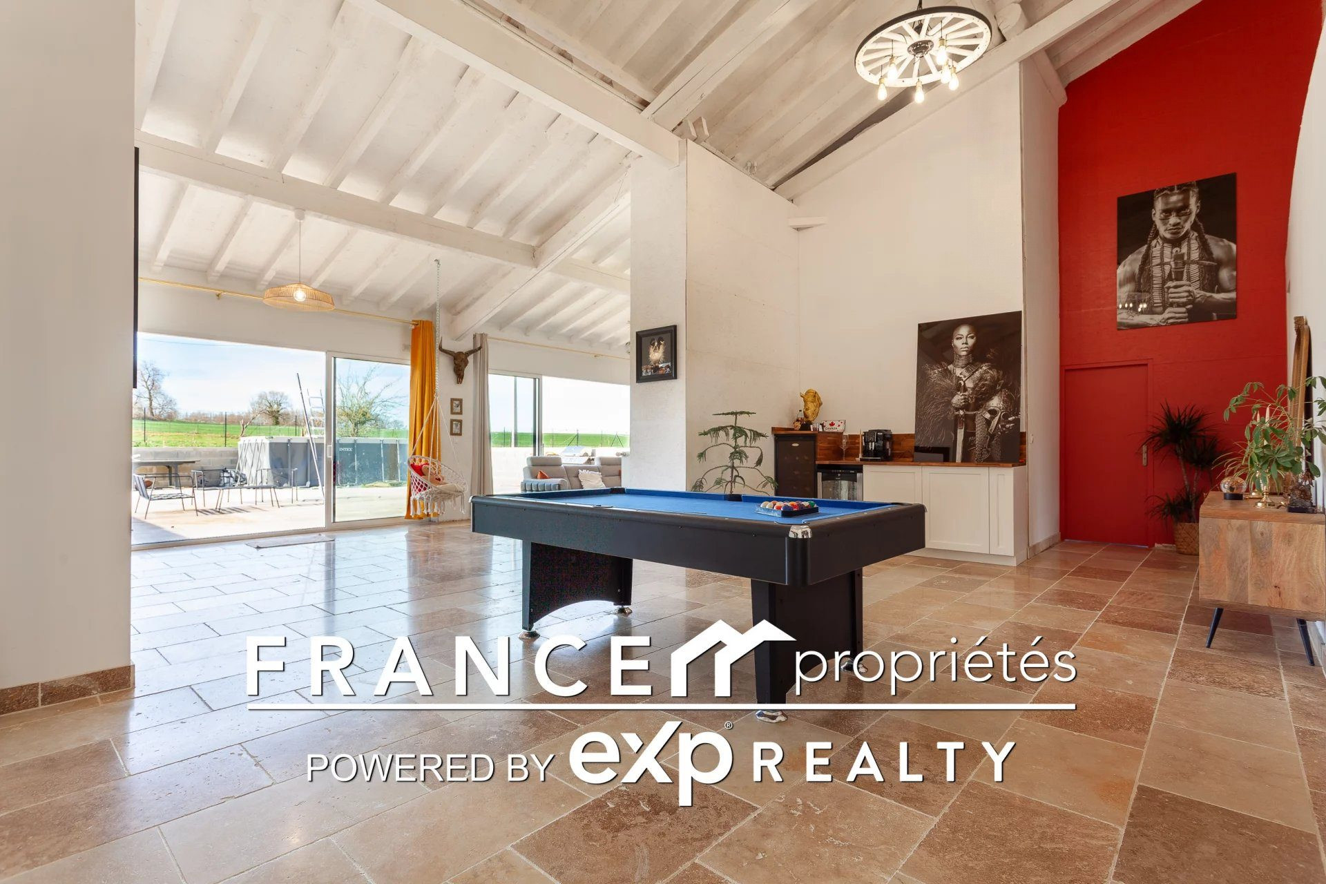 Maison à vendre à Carbonne, 283 m²