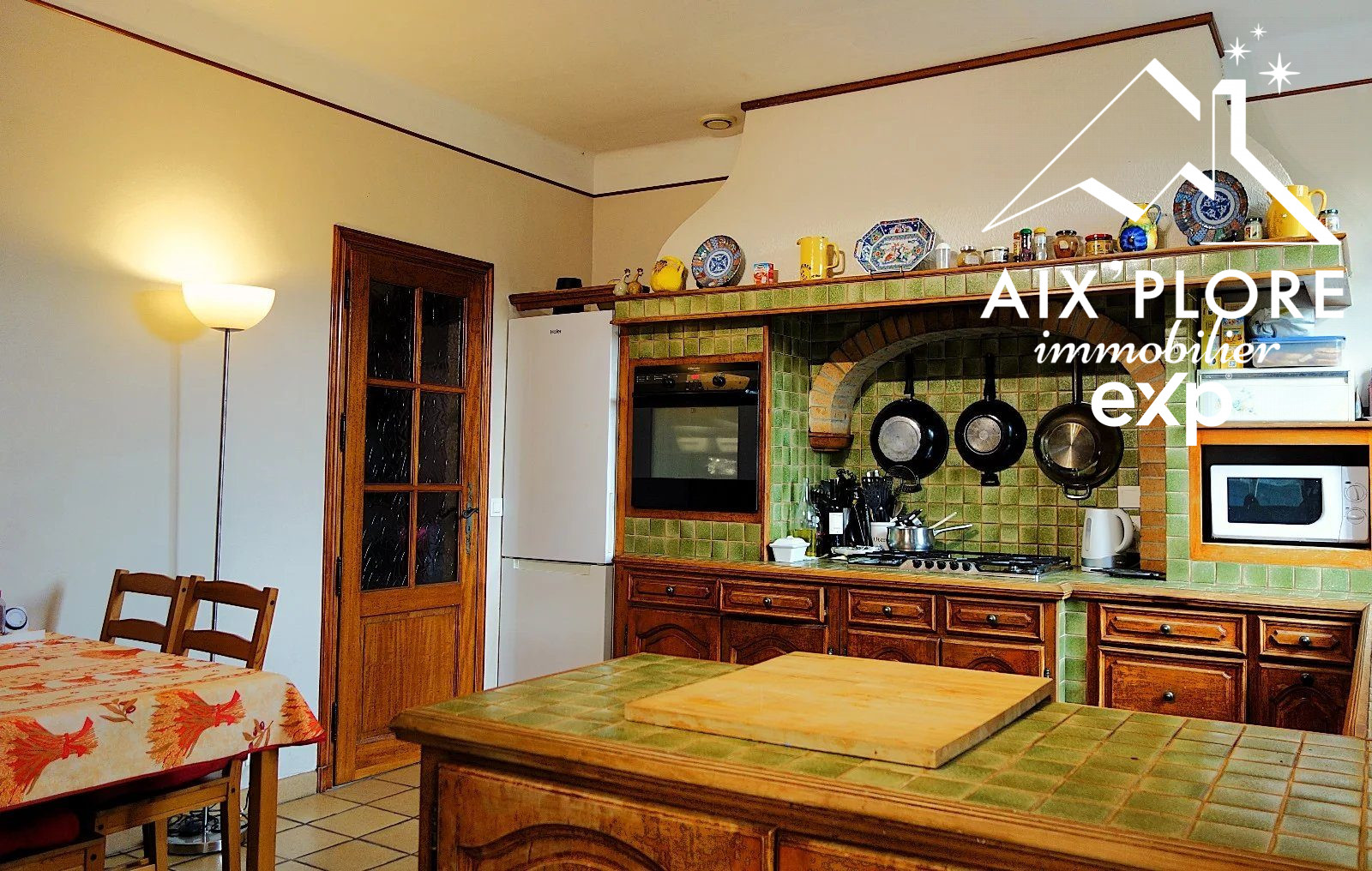 Magnificent Provençal Mas at the Foot of Mont Ventoux 3