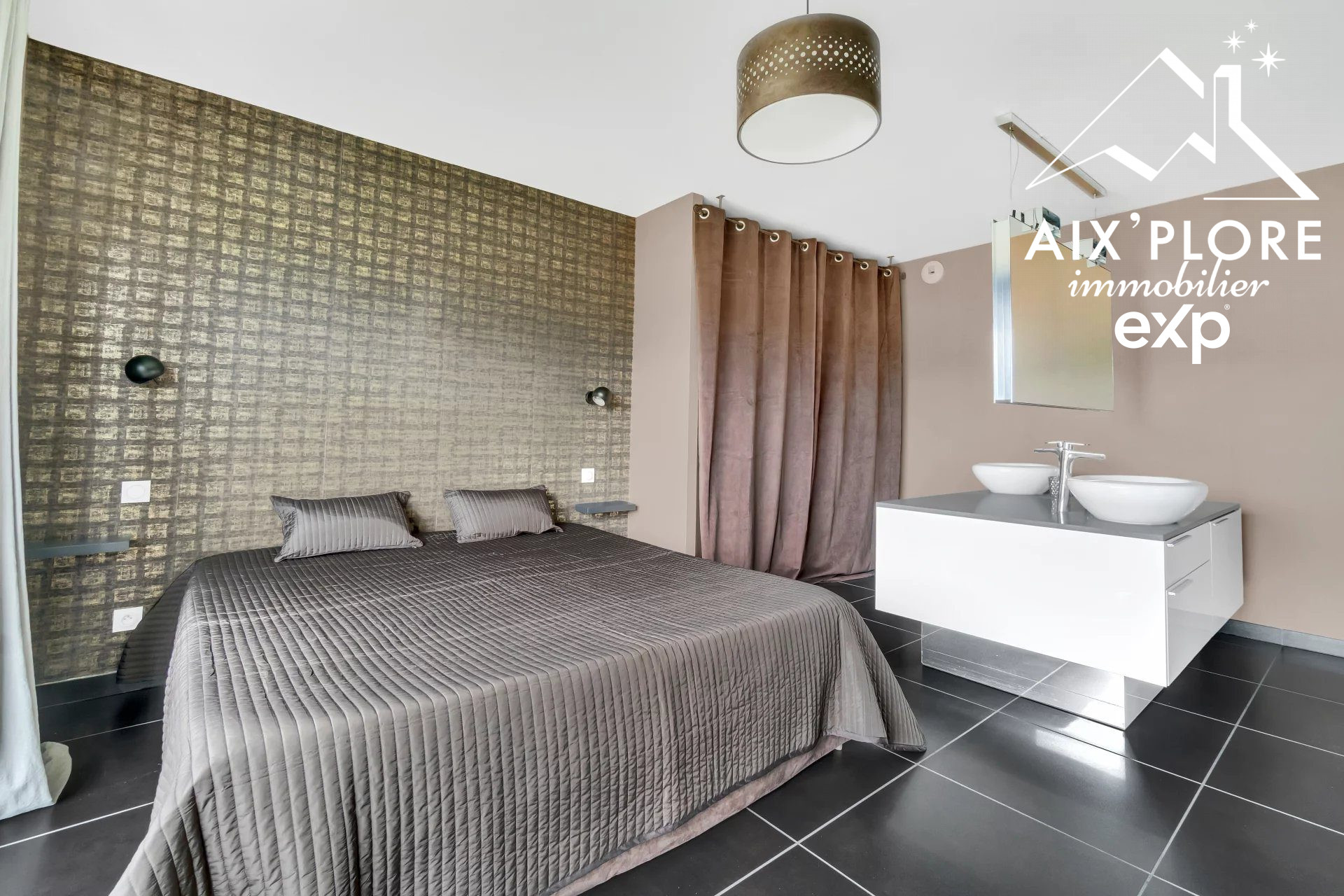 Maison 10 pièces 270 m² · à Aix-les-Bains · 270 m² · 1 490 000 €