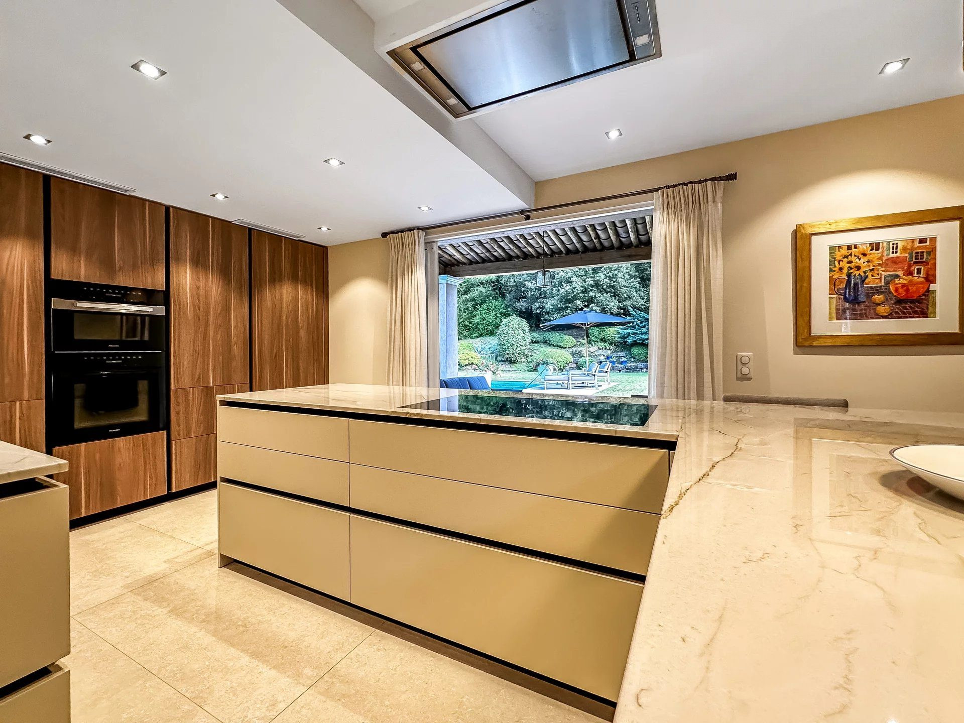 Maison à vendre à Mougins, 267 m²