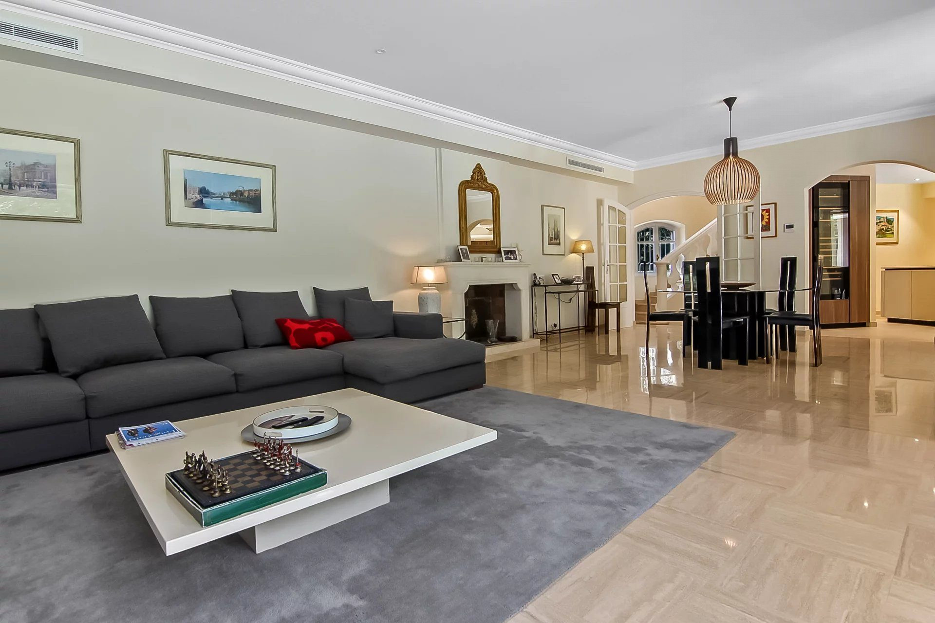 Maison à vendre à Mougins, 267 m²