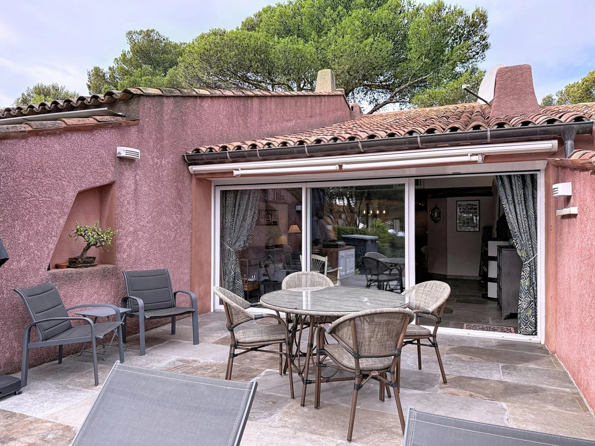 Maison 2 pièces 60 m² · à Saint-Raphaël · 60 m² · 460 000 €