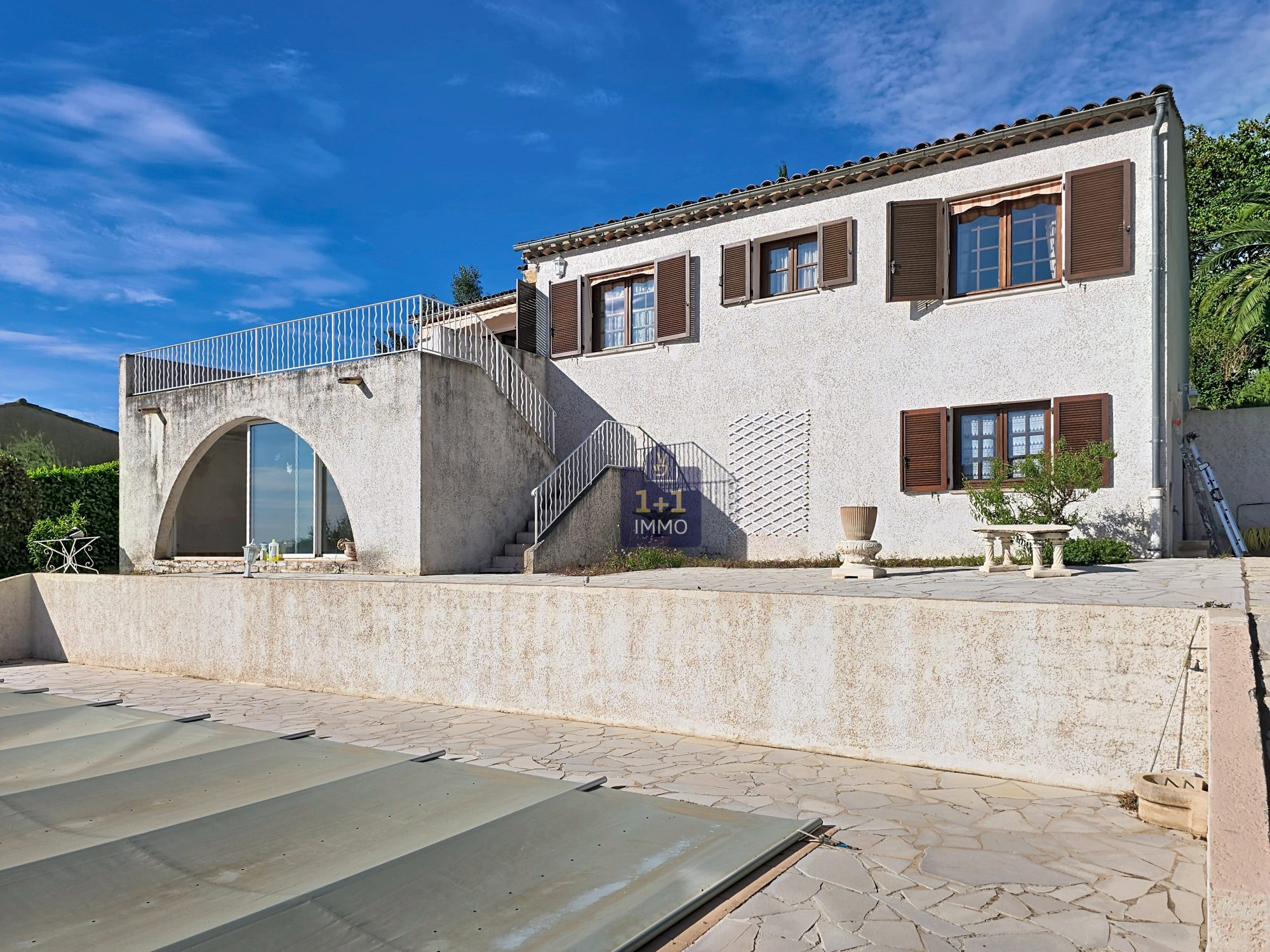 Villa avec magnifique vue dégagée
