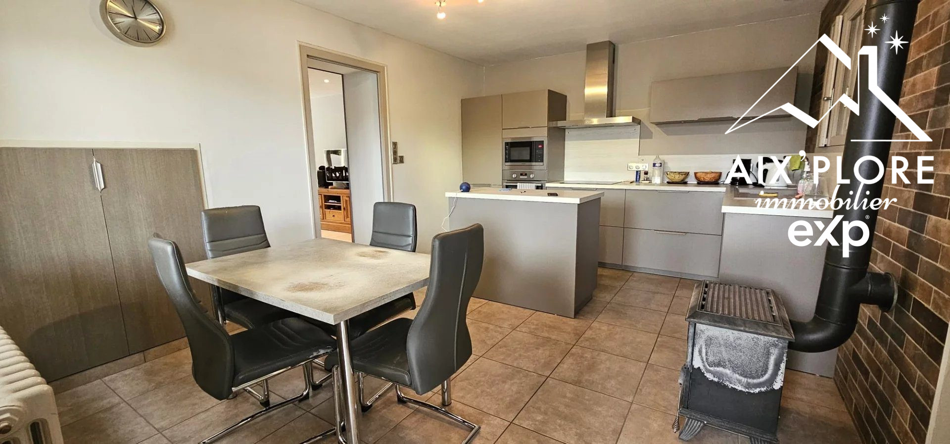 MAISON 110M2 UNE GRANGE DE 146M2