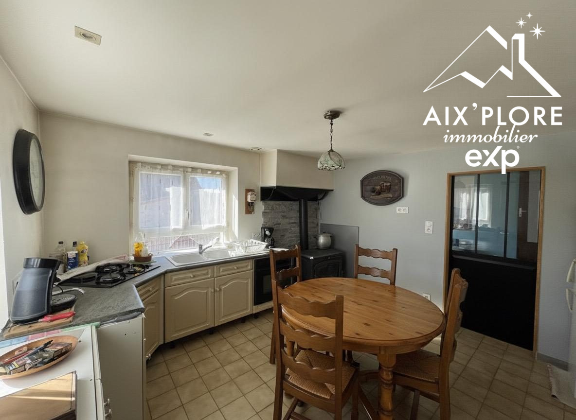 Maison à vendre à Saint-Rambert-en-Bugey, 70 m²