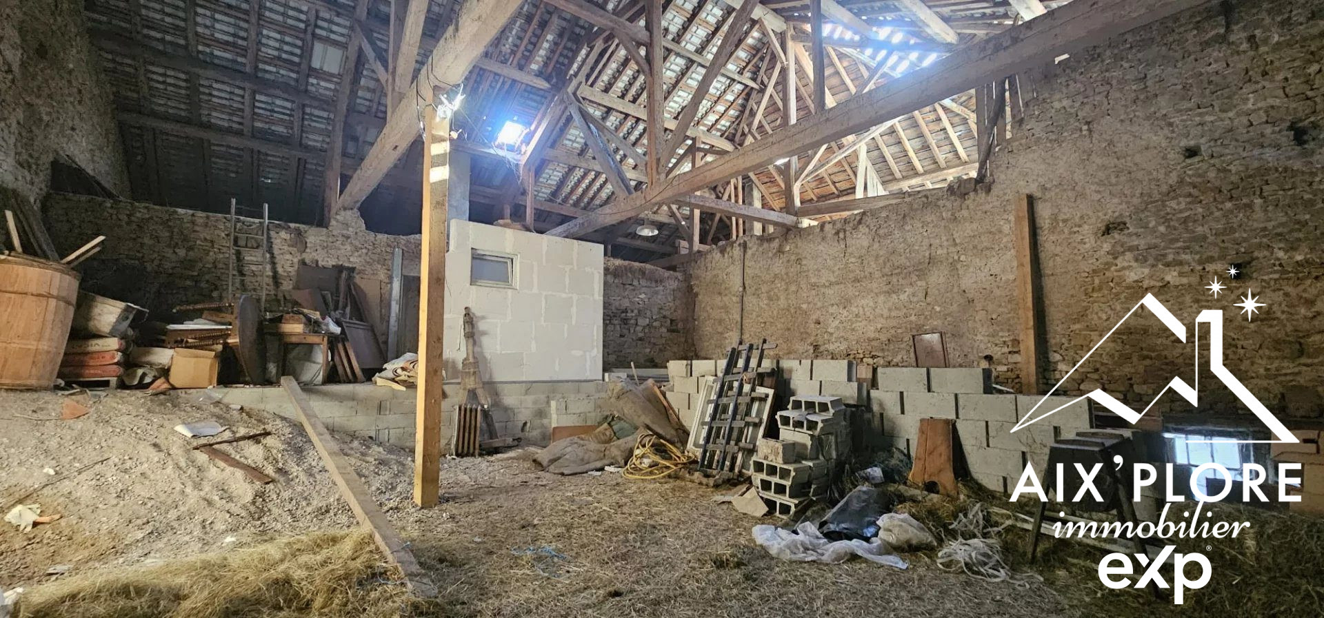 Maison 5 pièces 150 m² · à Champdor-Corcelles · 150 m² · 79 000 €