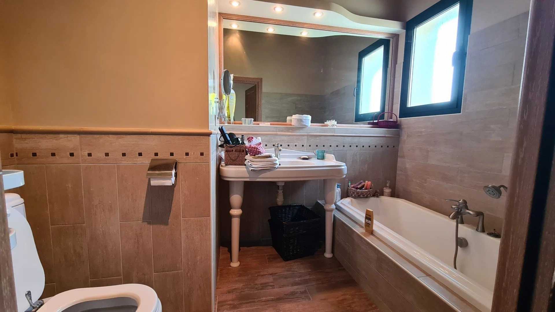 Maison 4 pièces 154 m² · à Nizas · 154 m² · 620 000 €