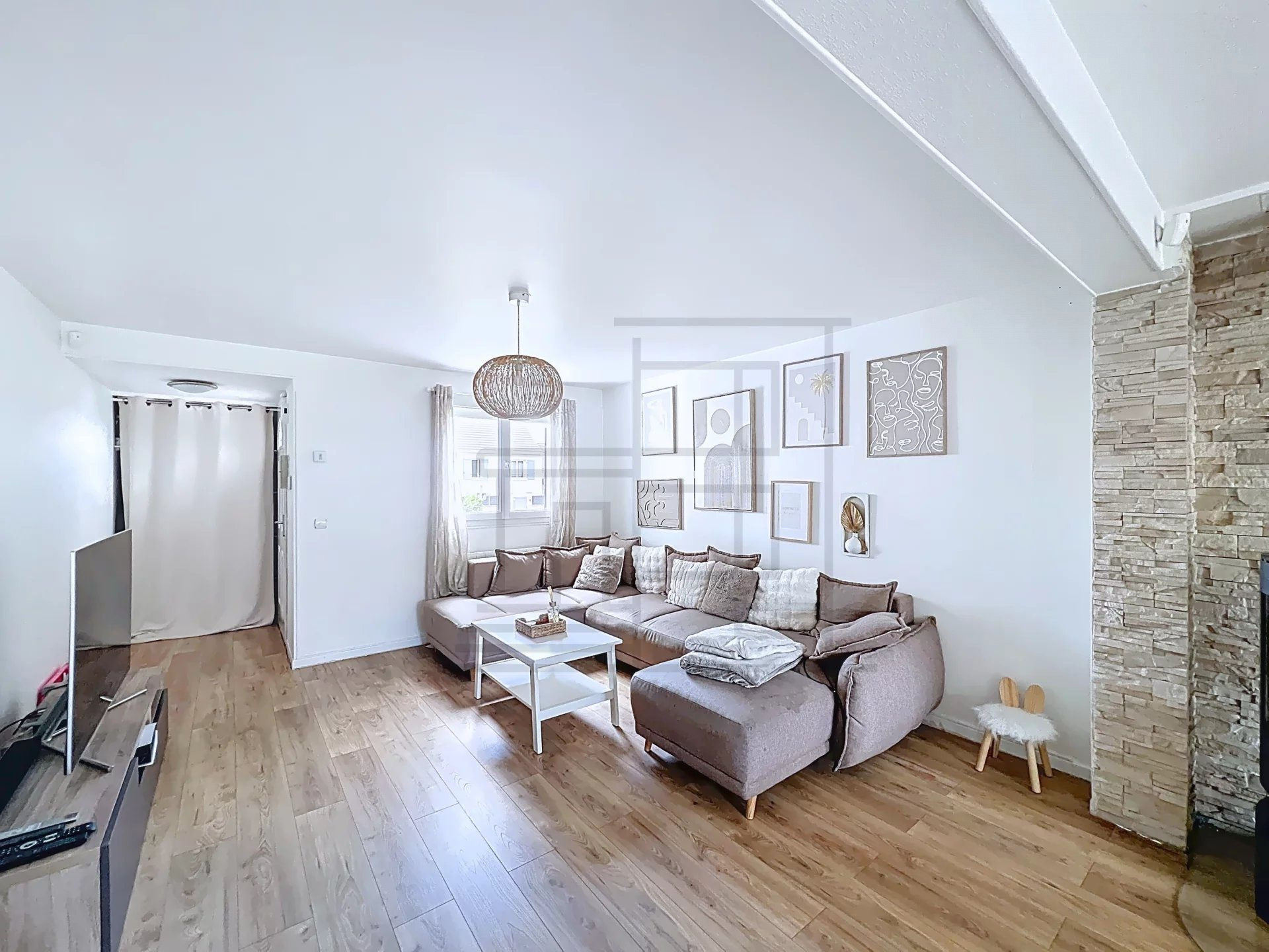 Maison 5 pièces 140m2