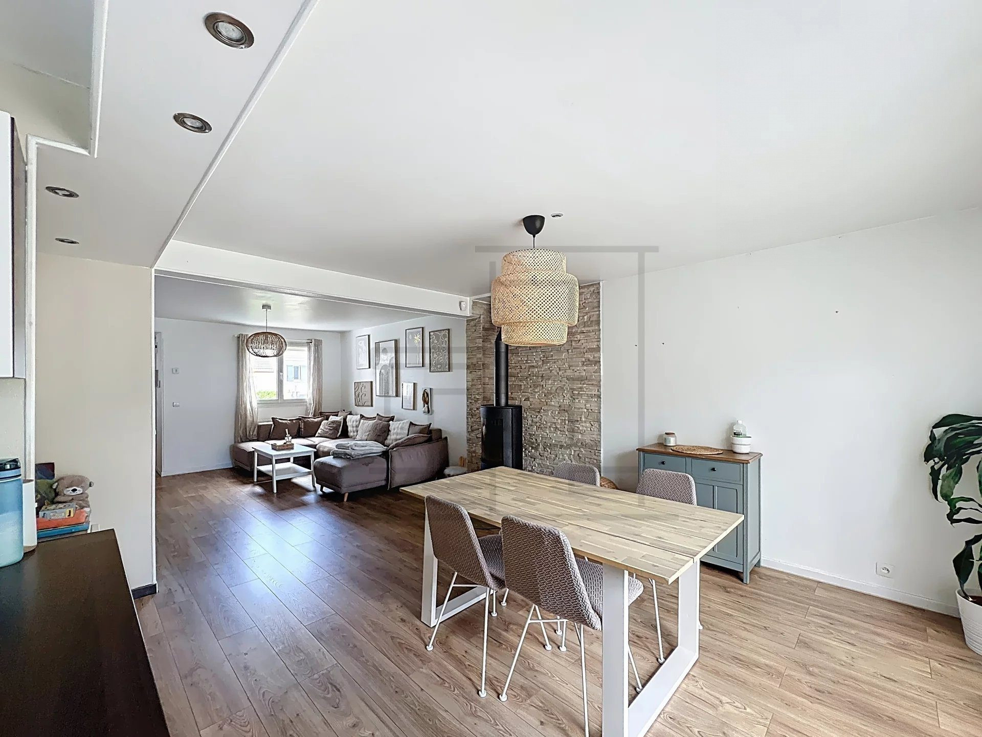 Maison 5 pièces 140m2
